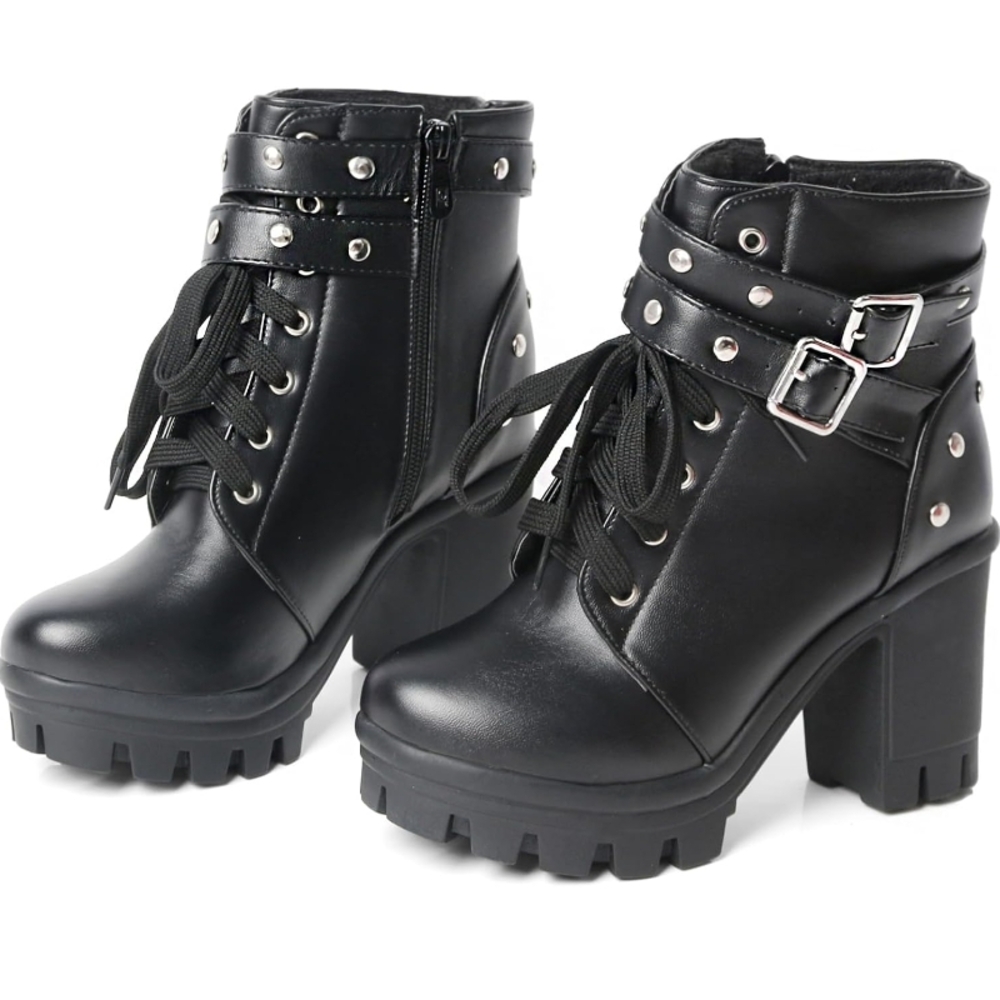 NWOT Stylish Black Ankle Boots